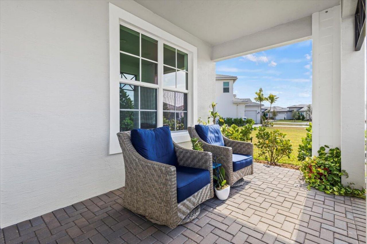 8580 SW Cantante Way, Port Saint Lucie, FL 34987 Photo