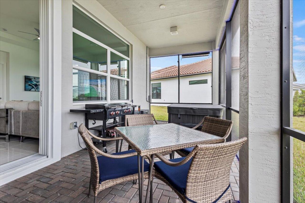 8580 SW Cantante Way, Port Saint Lucie, FL 34987 Photo