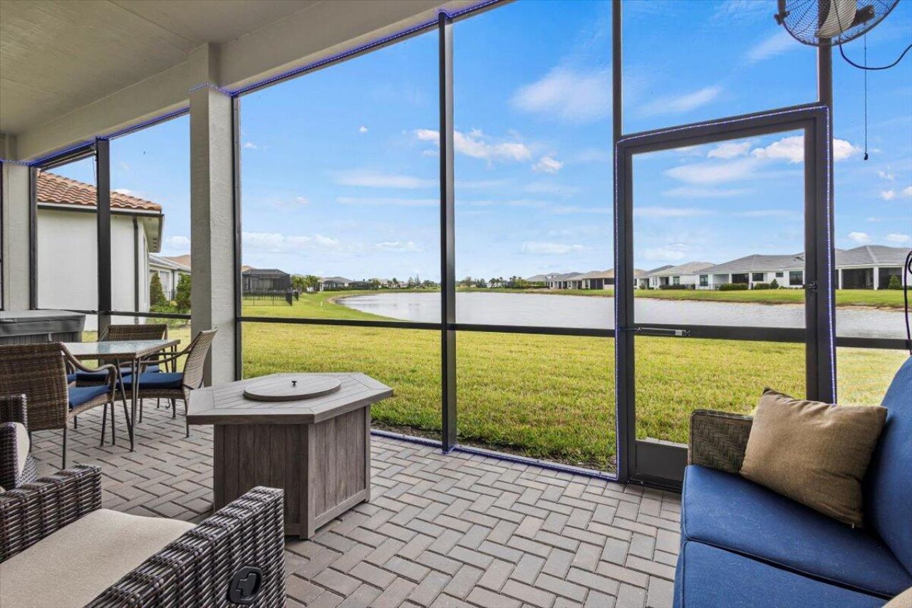 8580 SW Cantante Way, Port Saint Lucie, FL 34987 Photo