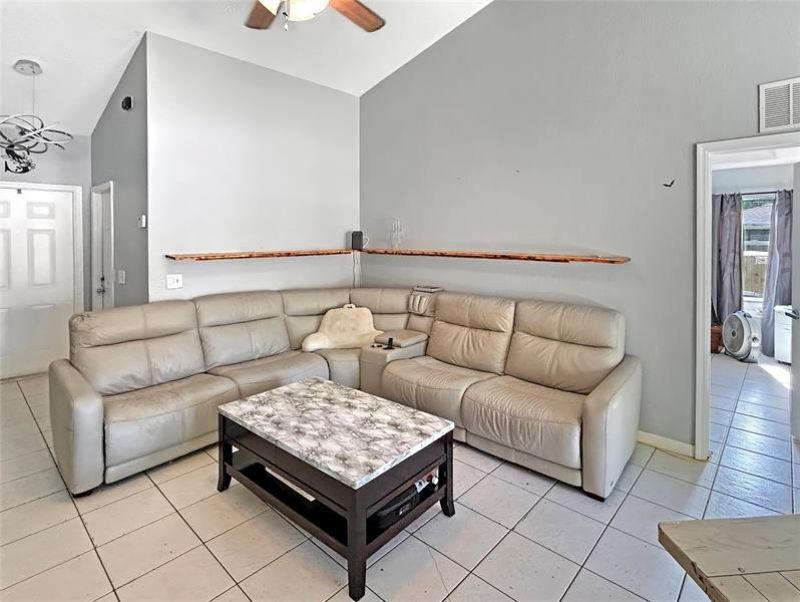 3043 SE Banyan Street, Stuart, FL 34997 Photo