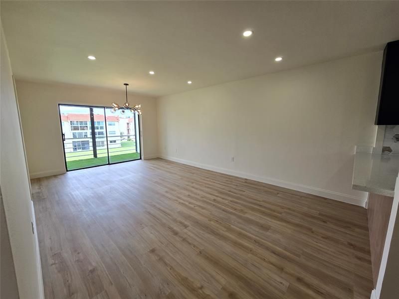 3001 E Sunrise Lakes Drive, Unit 303, Sunrise, FL 33322 Photo