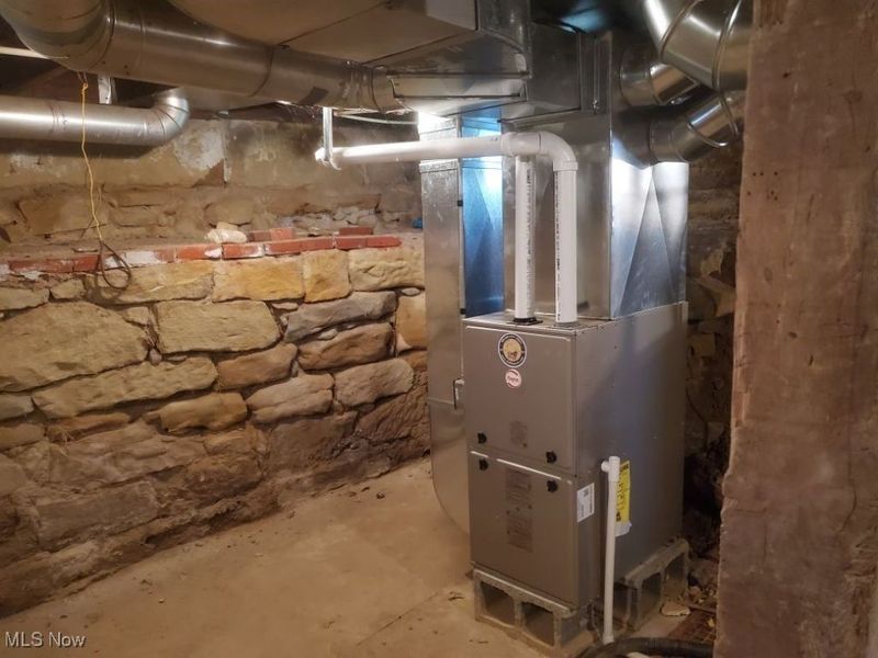 537 3rd Street, Elyria, OH 44035 Photo 11