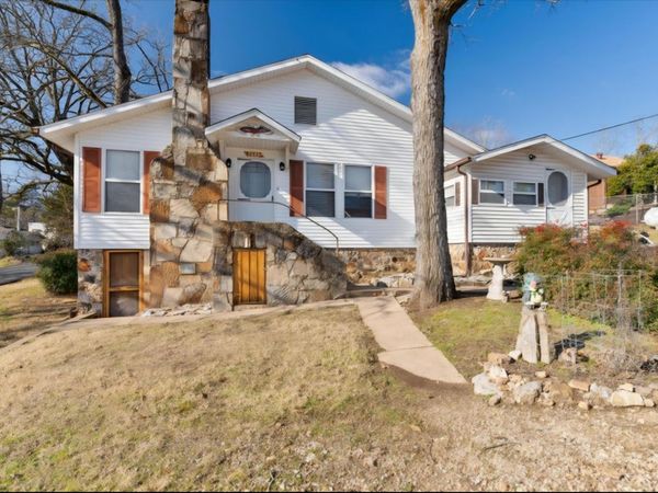 233 Benton Avenue, Rockaway Beach, MO 65740