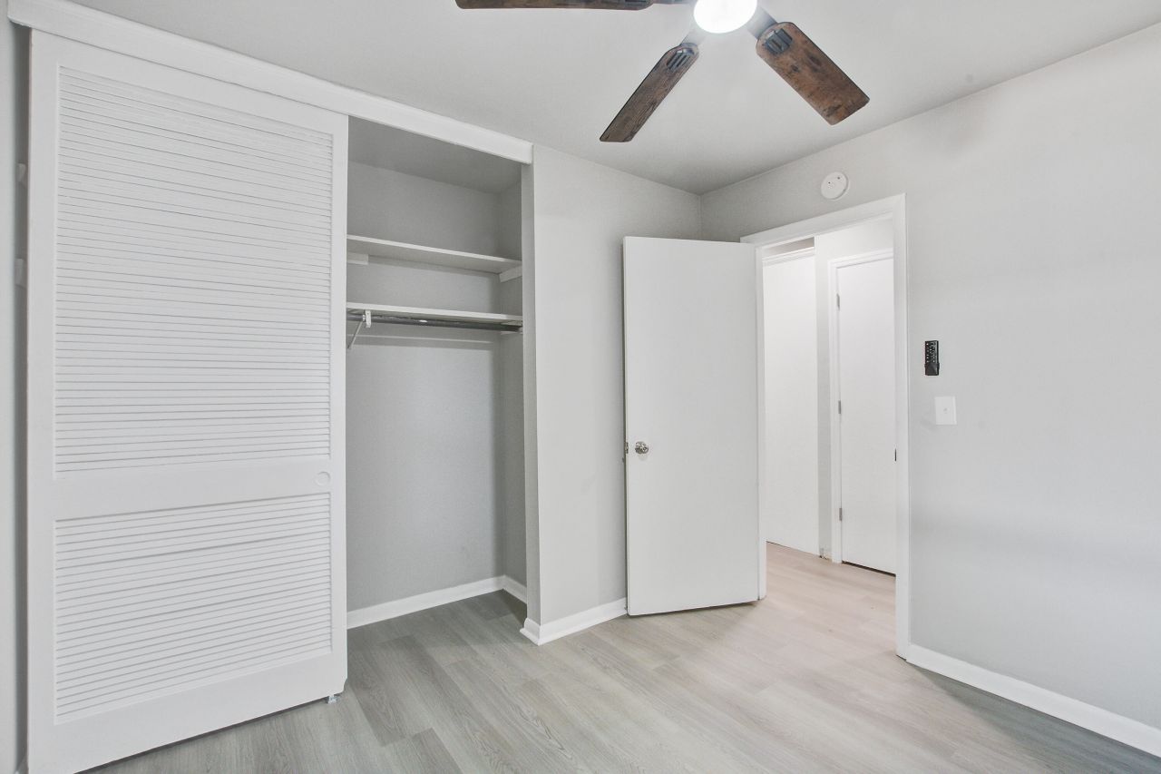 2670 Louise Drive Photo 16