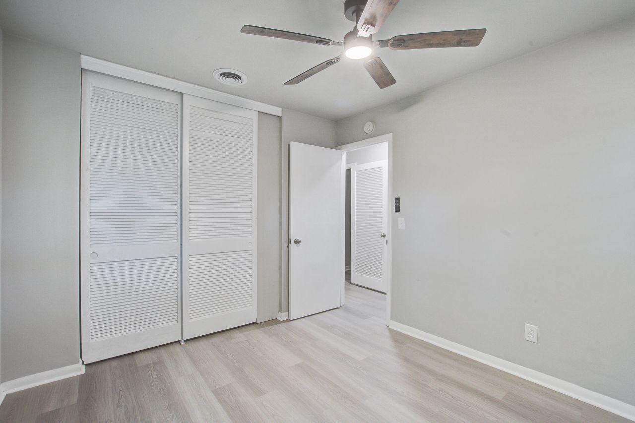 2670 Louise Drive Photo 19