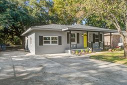 2670 Louise Drive photo 4