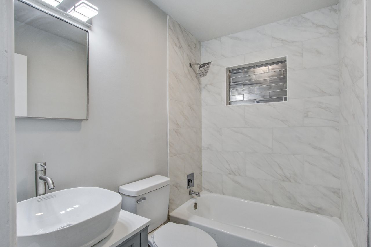 2670 Louise Drive Photo 6