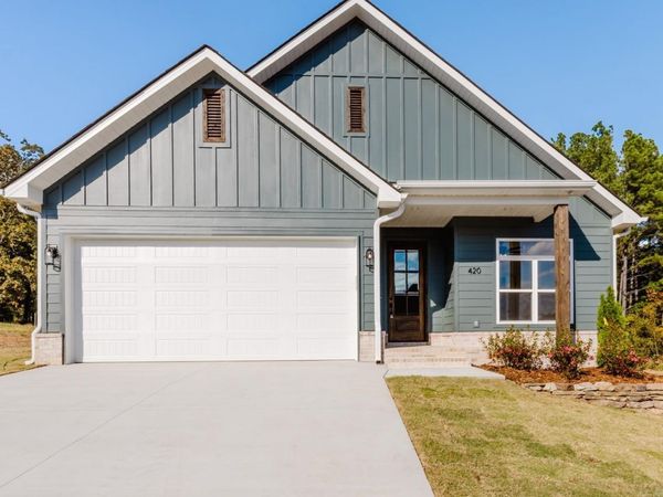 420 Court Street, Bryant, AR 72022