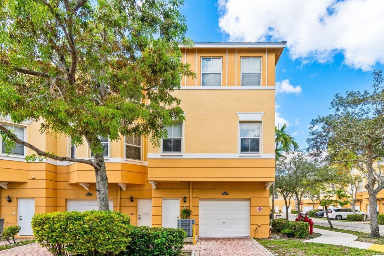 4104 Shoma Drive, Royal Palm Beach, FL 33414 Photo