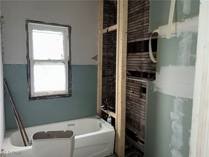 11502 Fairport Avenue, Cleveland, OH 44108 Photo 15