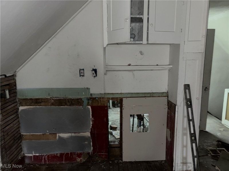 11502 Fairport Avenue, Cleveland, OH 44108 Photo 20