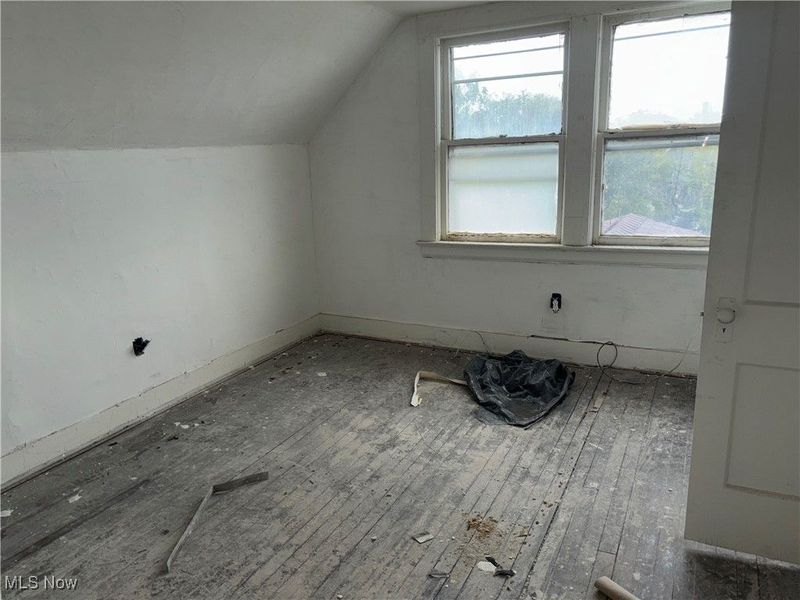 11502 Fairport Avenue, Cleveland, OH 44108 Photo 23