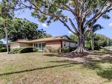 2652 CONCORDE COURT, CLEARWATER, FL 33761