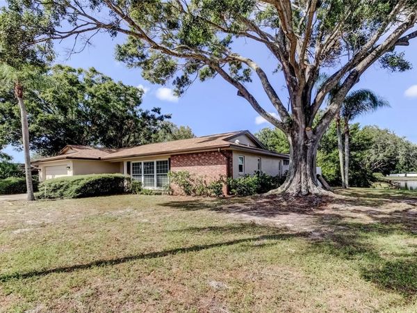 2652 CONCORDE COURT, CLEARWATER, FL 33761