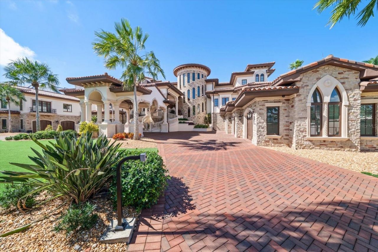 1700 Gulf Boulevard, Belleair Beach, FL 33786 Photo