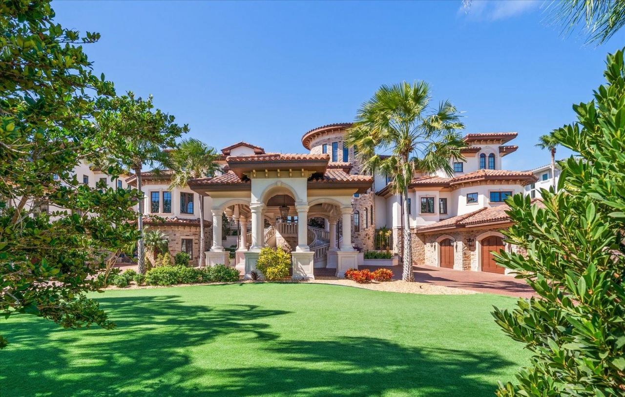 1700 Gulf Boulevard, Belleair Beach, FL 33786 Photo