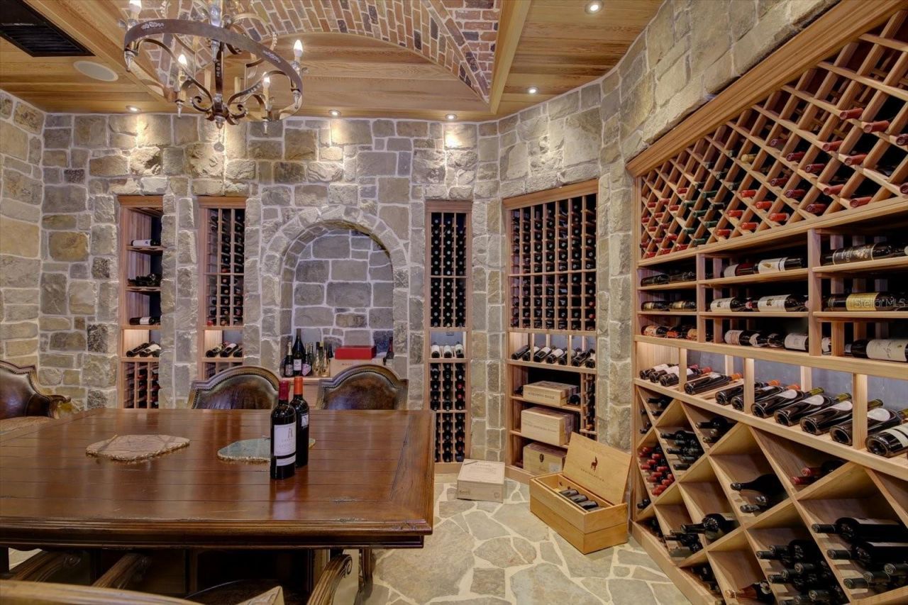 1700 Gulf Boulevard, Belleair Beach, FL 33786 Photo