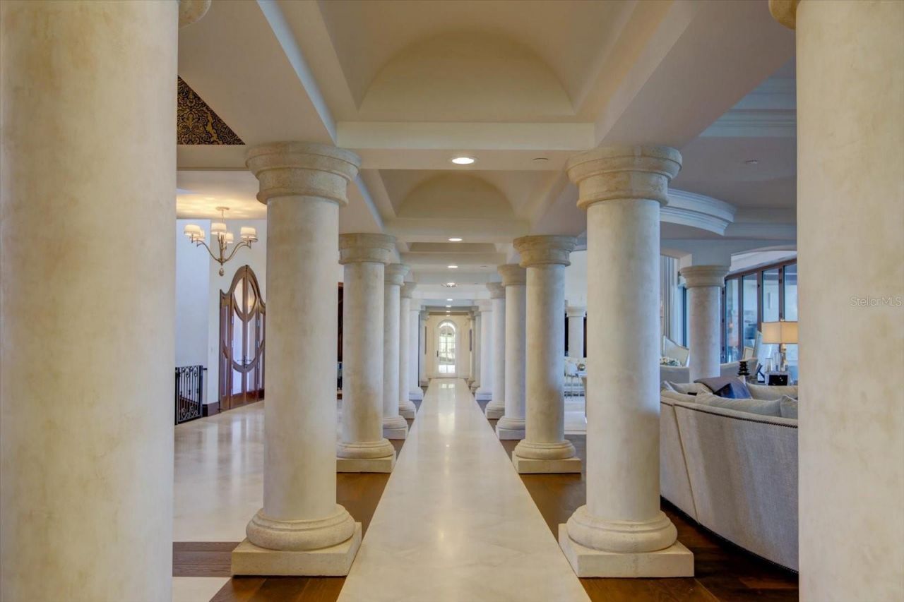 1700 Gulf Boulevard, Belleair Beach, FL 33786 Photo