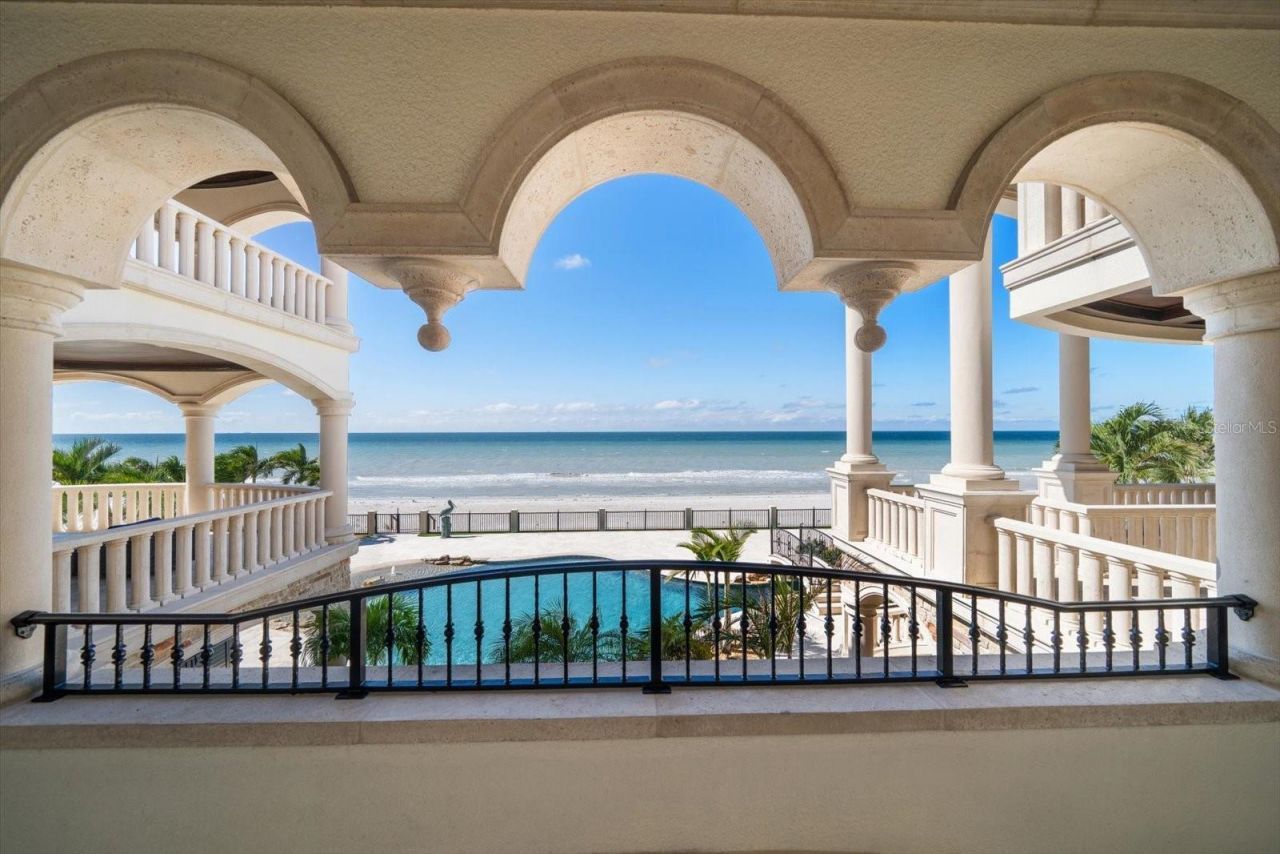 1700 Gulf Boulevard, Belleair Beach, FL 33786 Photo