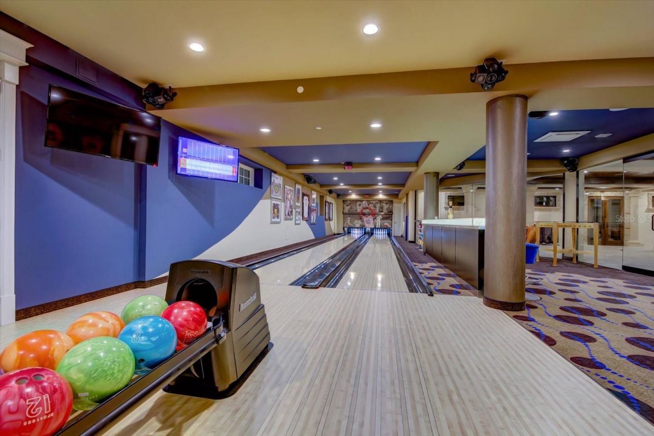 1700 Gulf Boulevard, Belleair Beach, FL 33786 Photo