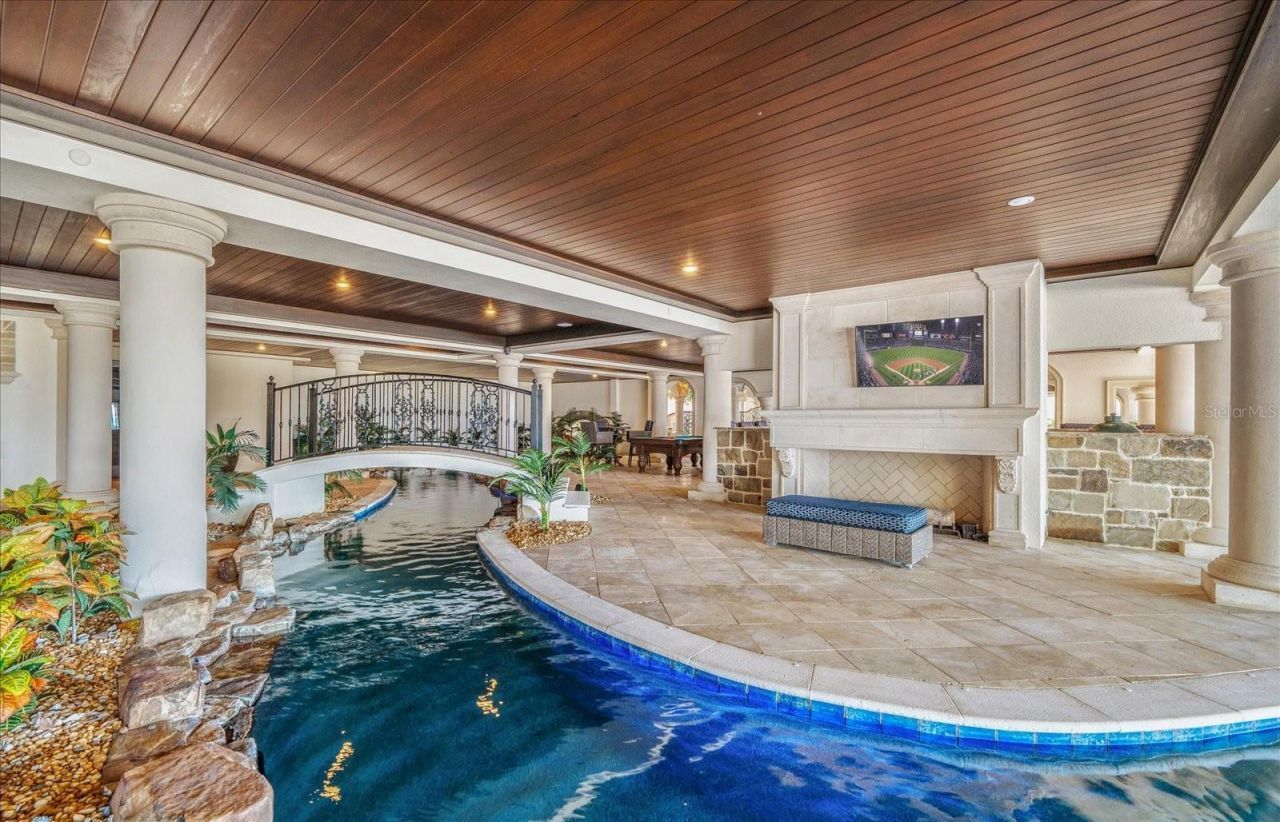 1700 Gulf Boulevard, Belleair Beach, FL 33786 Photo