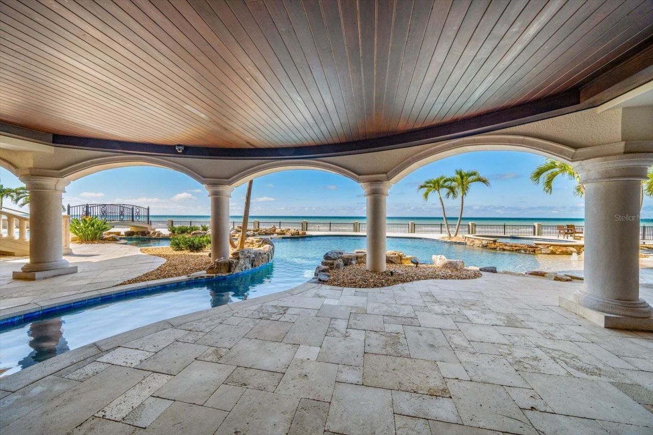 1700 Gulf Boulevard, Belleair Beach, FL 33786 Photo