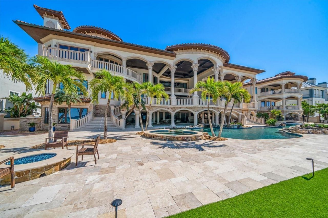 1700 Gulf Boulevard, Belleair Beach, FL 33786 Photo