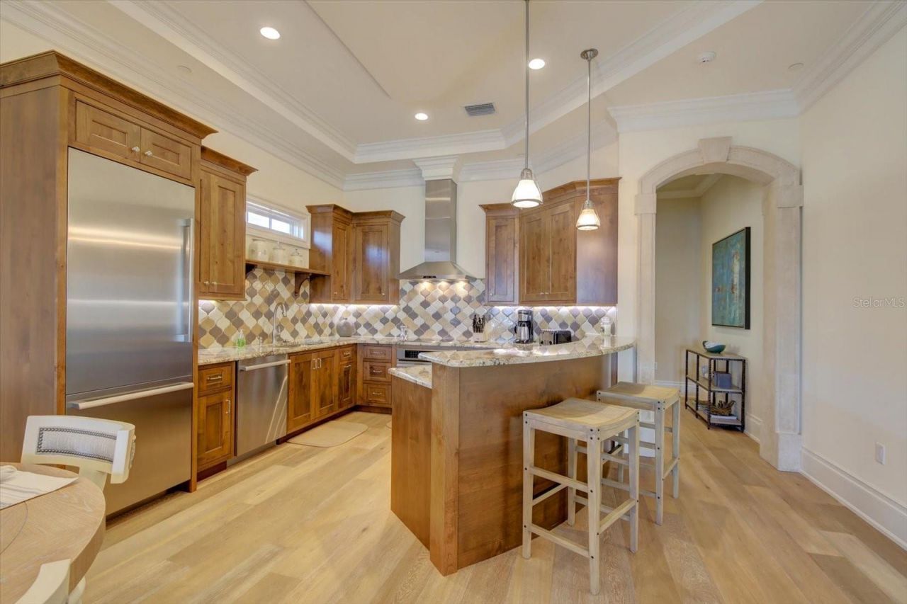 1700 Gulf Boulevard, Belleair Beach, FL 33786 Photo