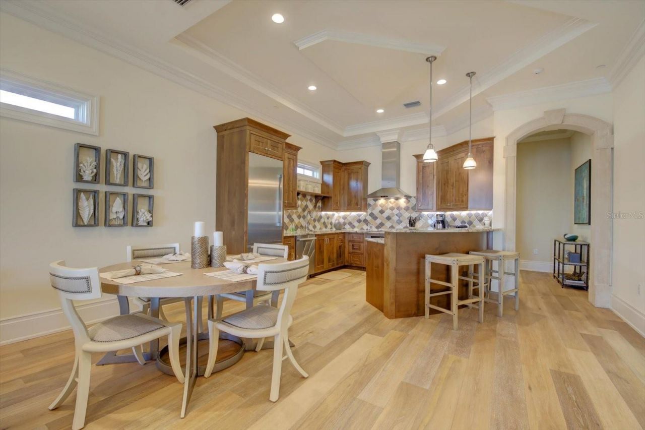 1700 Gulf Boulevard, Belleair Beach, FL 33786 Photo