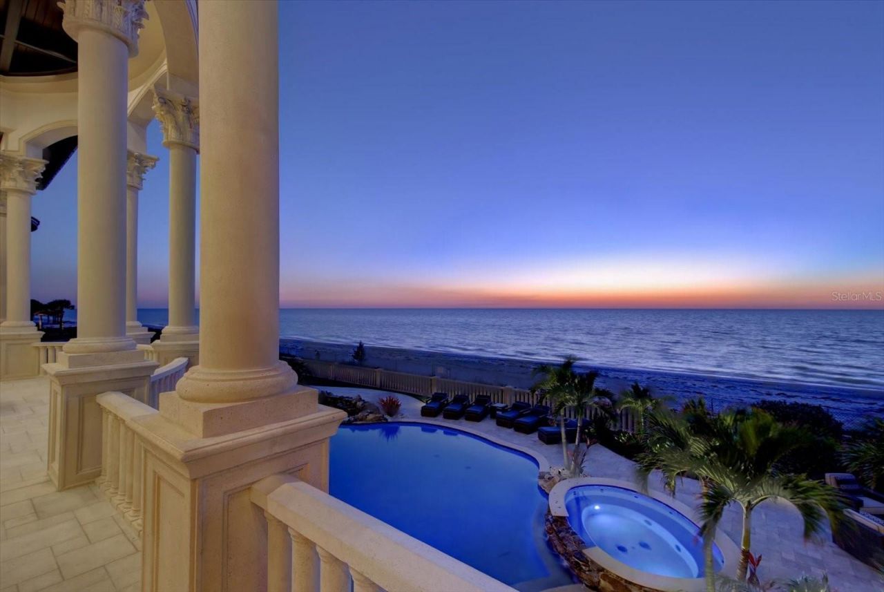 1700 Gulf Boulevard, Belleair Beach, FL 33786 Photo