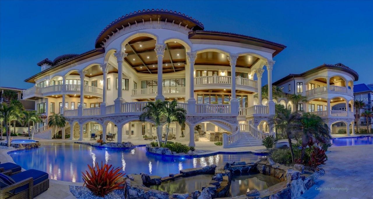 1700 Gulf Boulevard, Belleair Beach, FL 33786 Photo