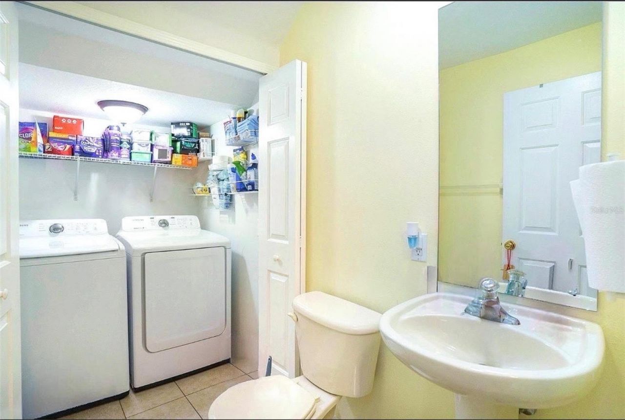 3869 Island Way, Saint Petersburg, FL 33705 Photo