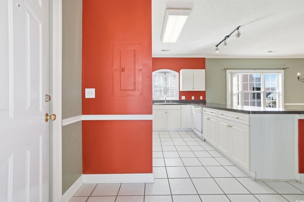 3979 Forsythia Ct. Photo 5