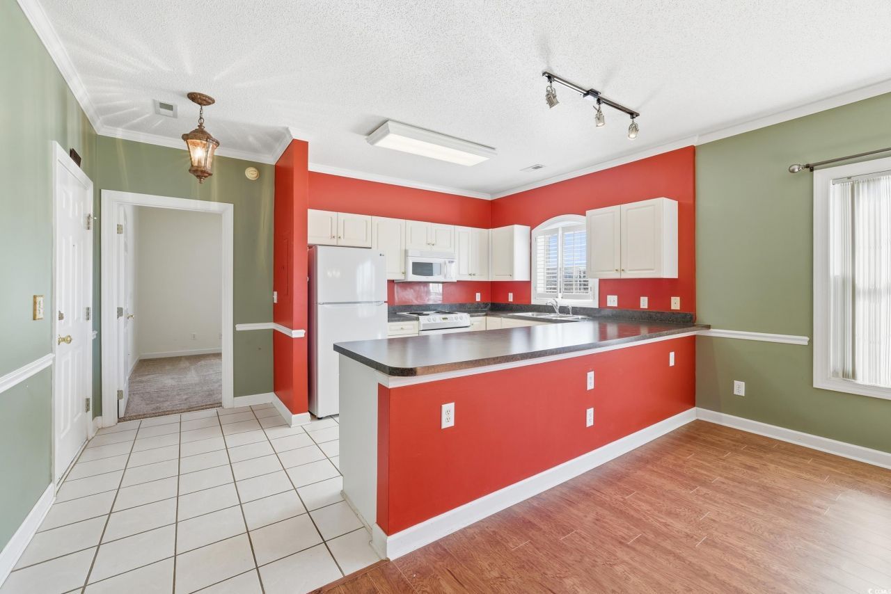 3979 Forsythia Ct. Photo 7