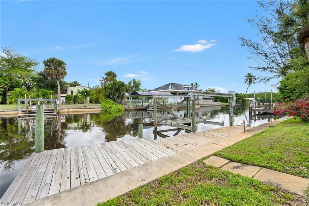 1483 Bembury Dr, Naples, FL 34102 Photo