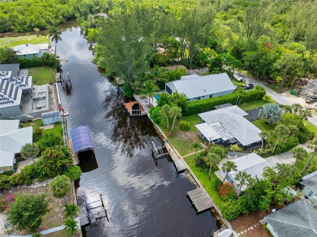 1483 Bembury Dr, Naples, FL 34102 Photo