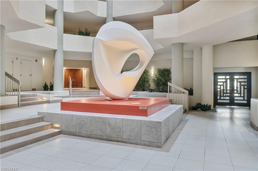 4551 Gulf Shore Blvd N, Unit 205, Naples, FL 34103 Photo