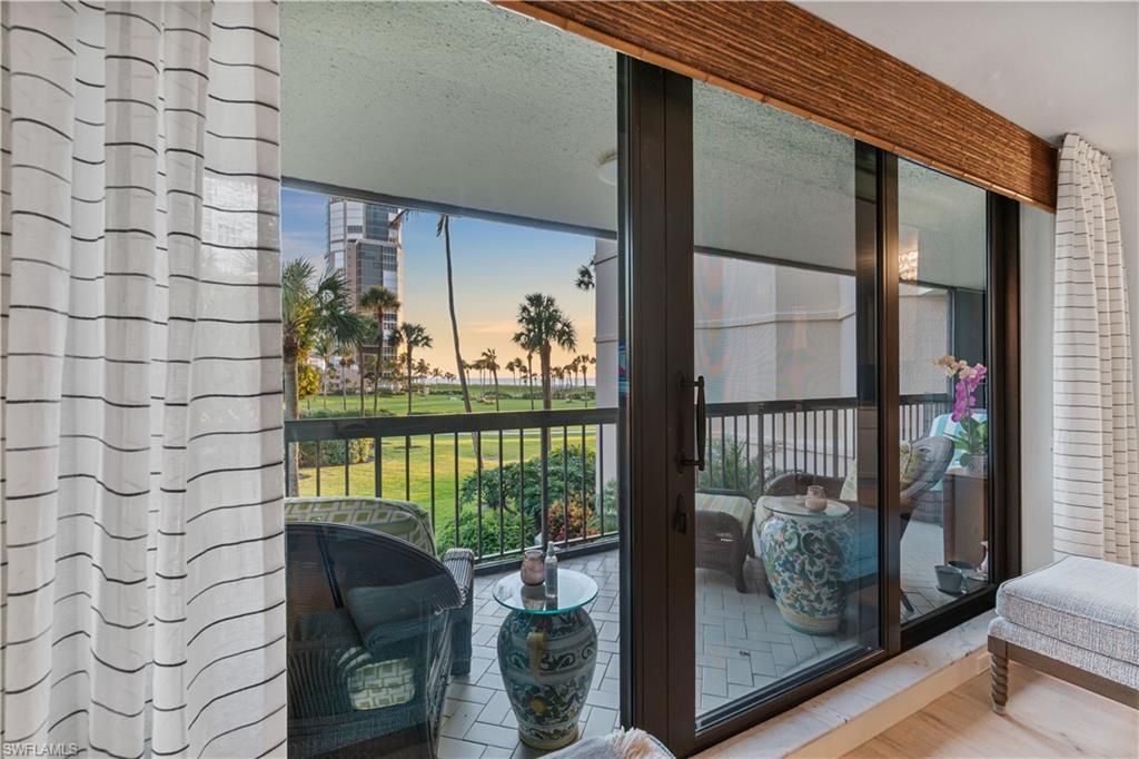 4551 Gulf Shore Blvd N, Unit 205, Naples, FL 34103 Photo