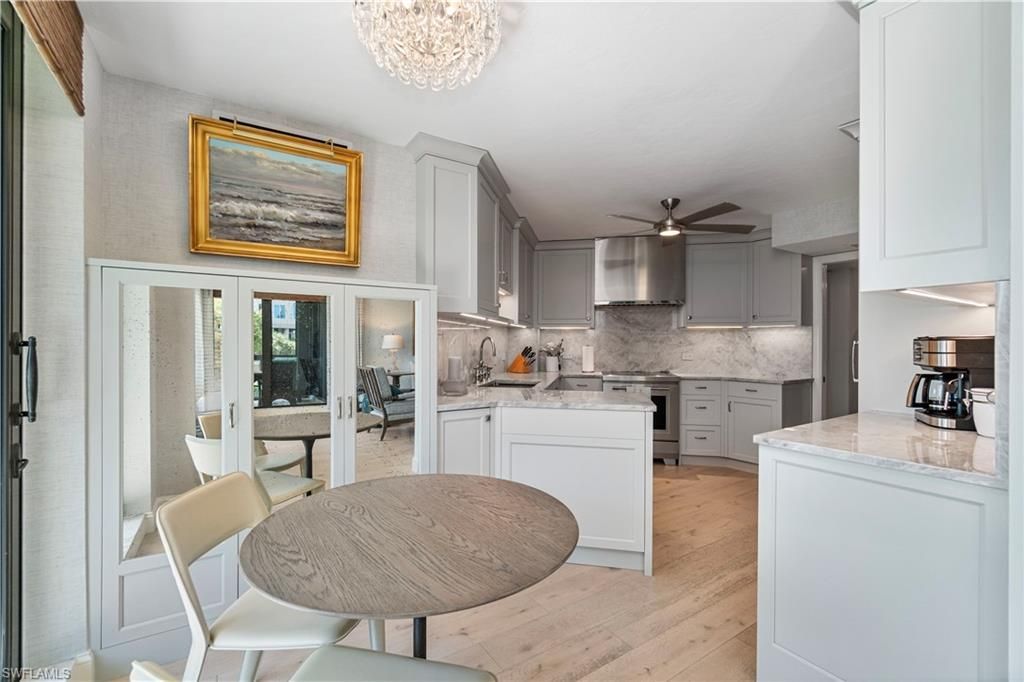 4551 Gulf Shore Blvd N, Unit 205, Naples, FL 34103 Photo