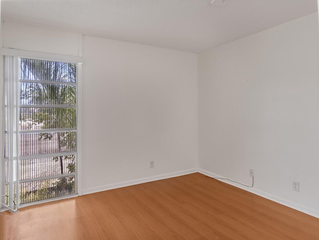 4 Golfs Edge, Unit E, West Palm Beach, FL 33417 Photo