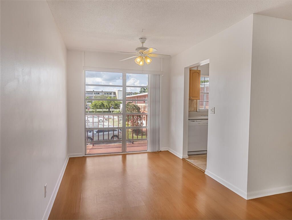4 Golfs Edge, Unit E, West Palm Beach, FL 33417 Photo
