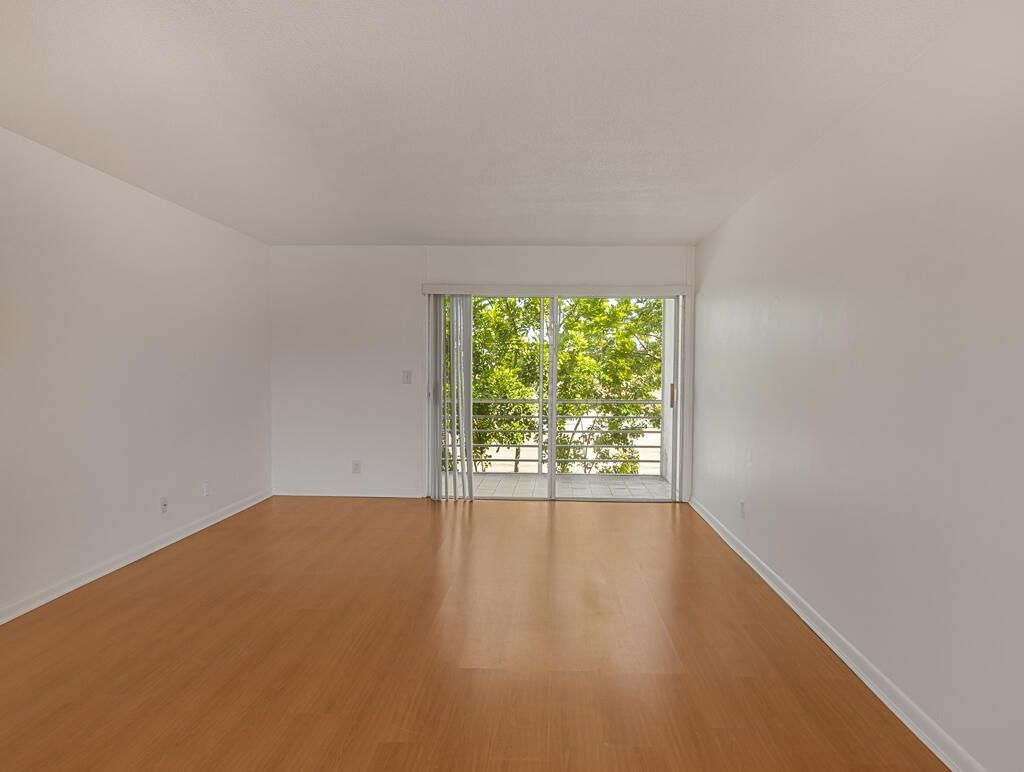 4 Golfs Edge, Unit E, West Palm Beach, FL 33417 Photo