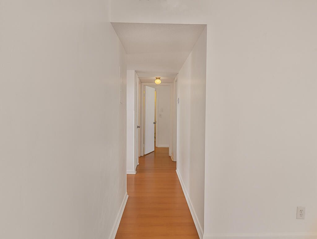 4 Golfs Edge, Unit E, West Palm Beach, FL 33417 Photo