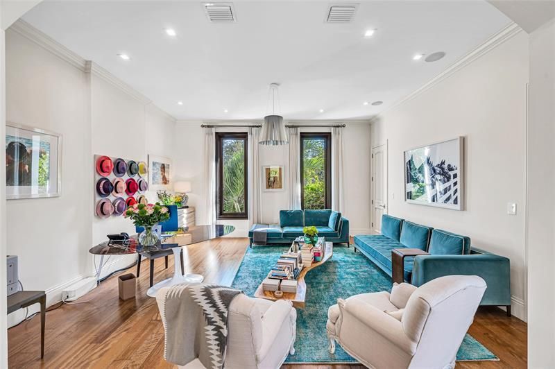 4955 SW 83rd St, Miami, FL 33143 Photo