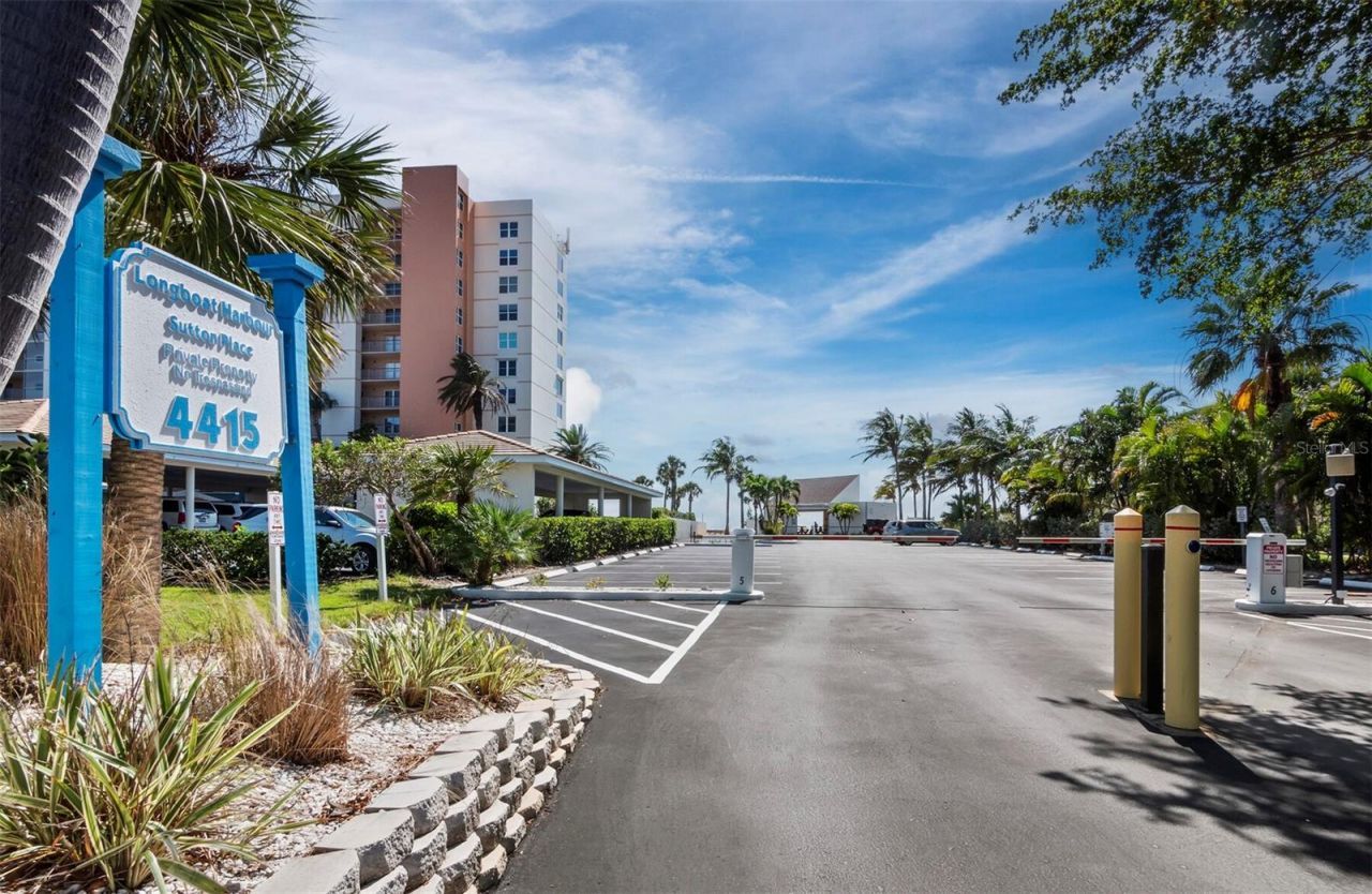 4350 Chatham Drive, Unit 105, Longboat Key, FL 34228 Photo