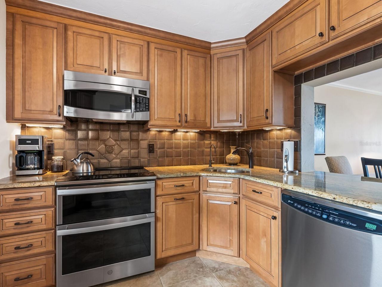 4900 Gulf Of Mexico Drive, Unit 205, Longboat Key, FL 34228 Photo