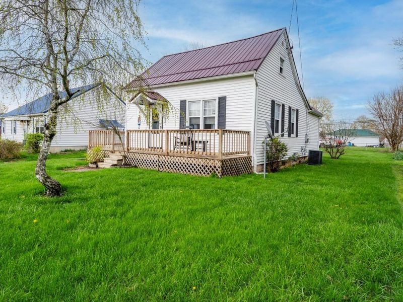 417 E Main Street, Leesburg, OH 45135 Photo 2