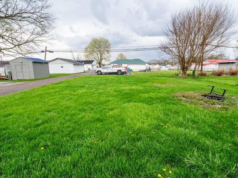 417 E Main Street, Leesburg, OH 45135 Photo 5