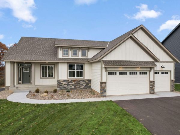 4950 Parkside Circle, Eagan, MN 55123