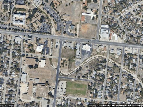 135 Cornelia Ave, San Antonio, TX 78228